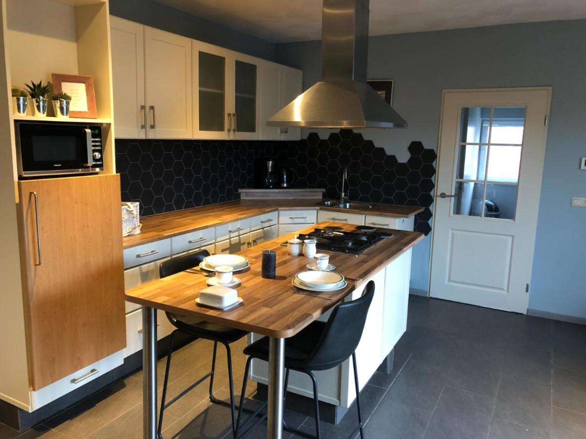 B&B Typisch Lelies Liessel Dış mekan fotoğraf
